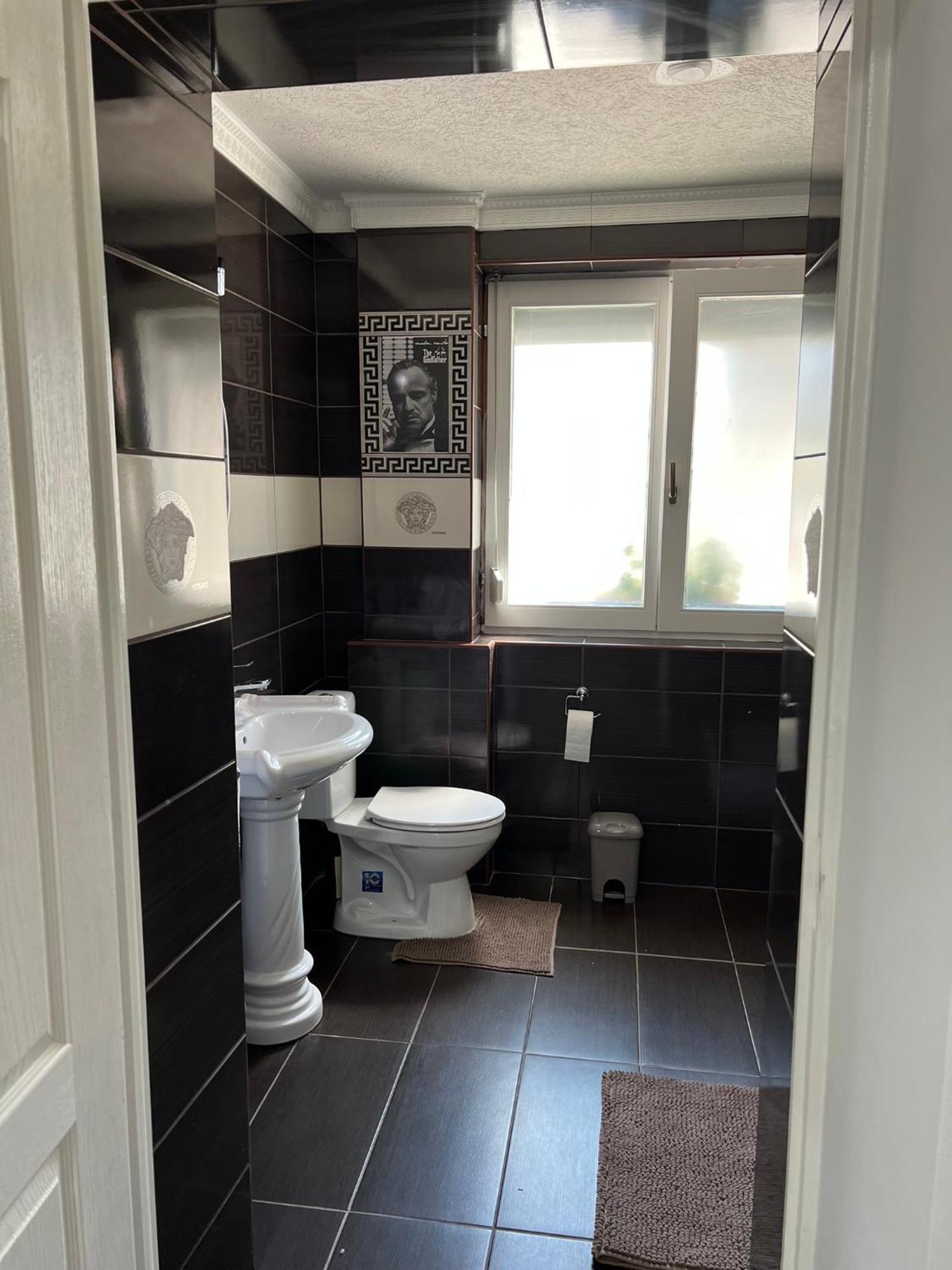 Adel Apartman Kisujszallas Buitenkant foto